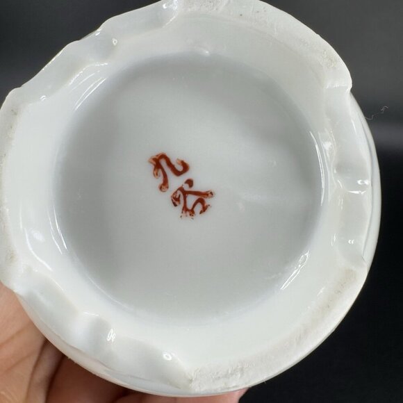 Vintage Kutani Sake Bottle Vase Floral Gold Pattern Porcelain Bud Vase Signed - Picture 5 of 12